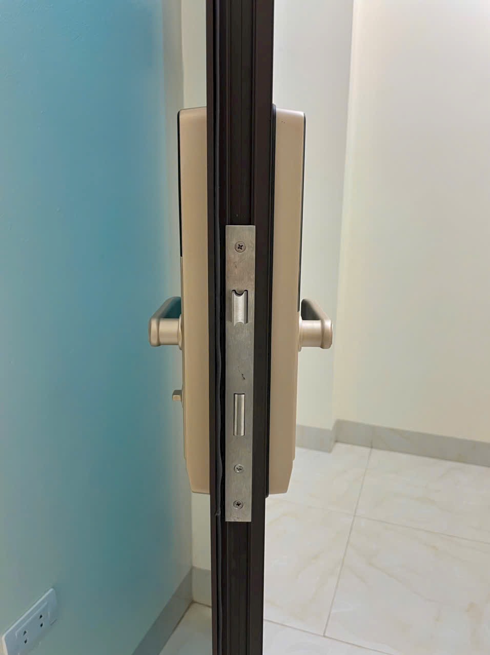 Khóa thông minh Giovani GSL - 582G - Ảnh 5