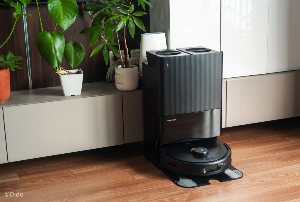 ROBOT hút bụi thông minh ROBOROCK Q Revo MaxV